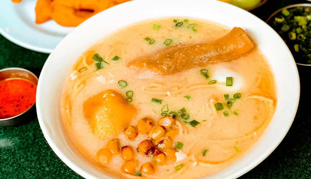 ruta caldo de gallina en lima